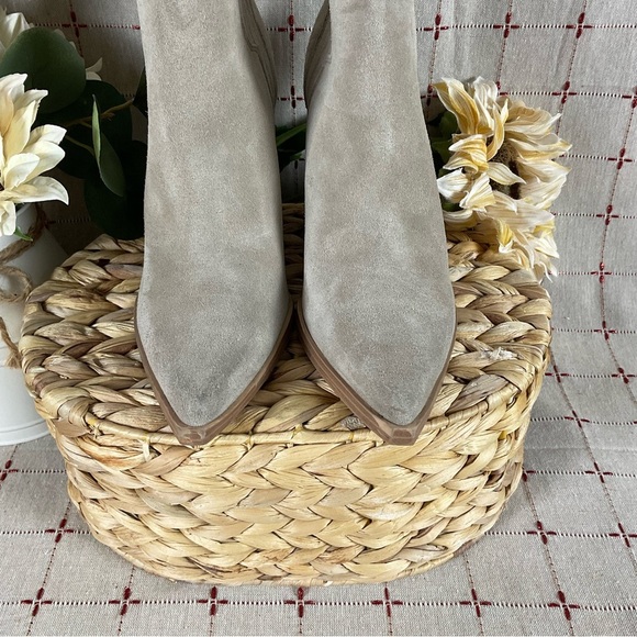 Marc Fisher LTD Oshay Tan Suede Pointed Toe Ankle Boots Size 7.5 - Picture 11 of 13